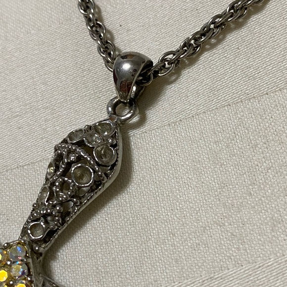 Premier Design Rhinestone Cross - Picture 3 of 7